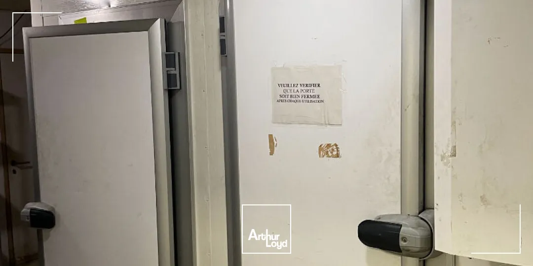 Local commercial Limoges 250 m² - Secteur émailleur