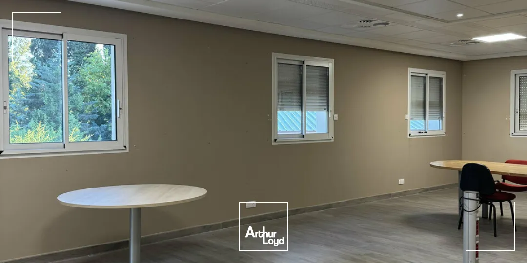 Ensemble de locaux d'activités à vendre, Châteaurenard