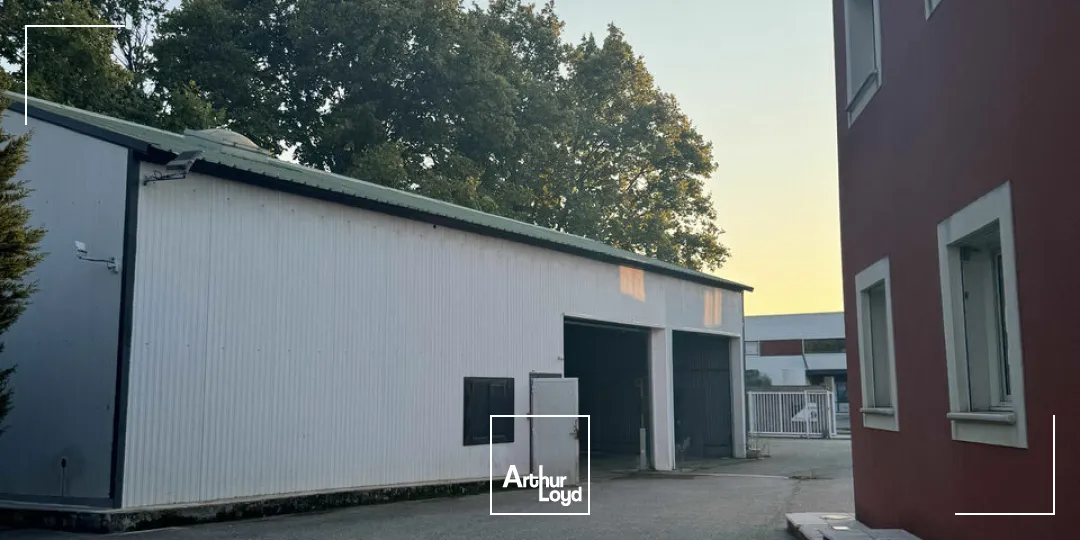 Ensemble de locaux d'activités à vendre, Châteaurenard