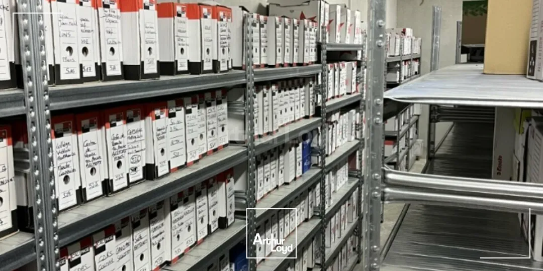 LOCAL D'ACTIVITE - ENTREPOT à VENDRE de 1581 m²