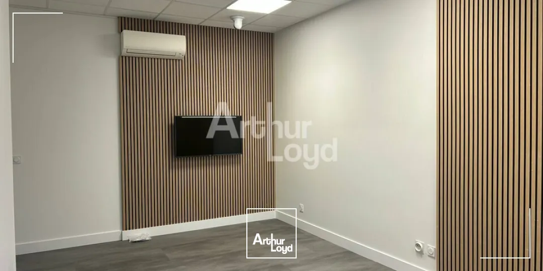 LOCAL COMMERCIAL 90m² EN EXCELLENT ETAT 