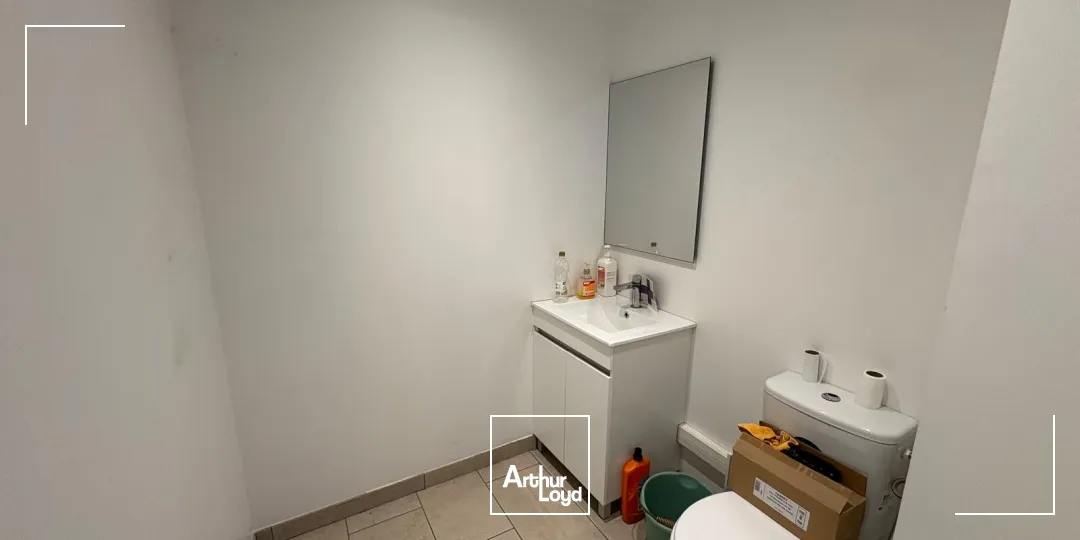 A LOUER LOCAL D'ACTIVITÉ 259 M2 LAIGNEVILLE