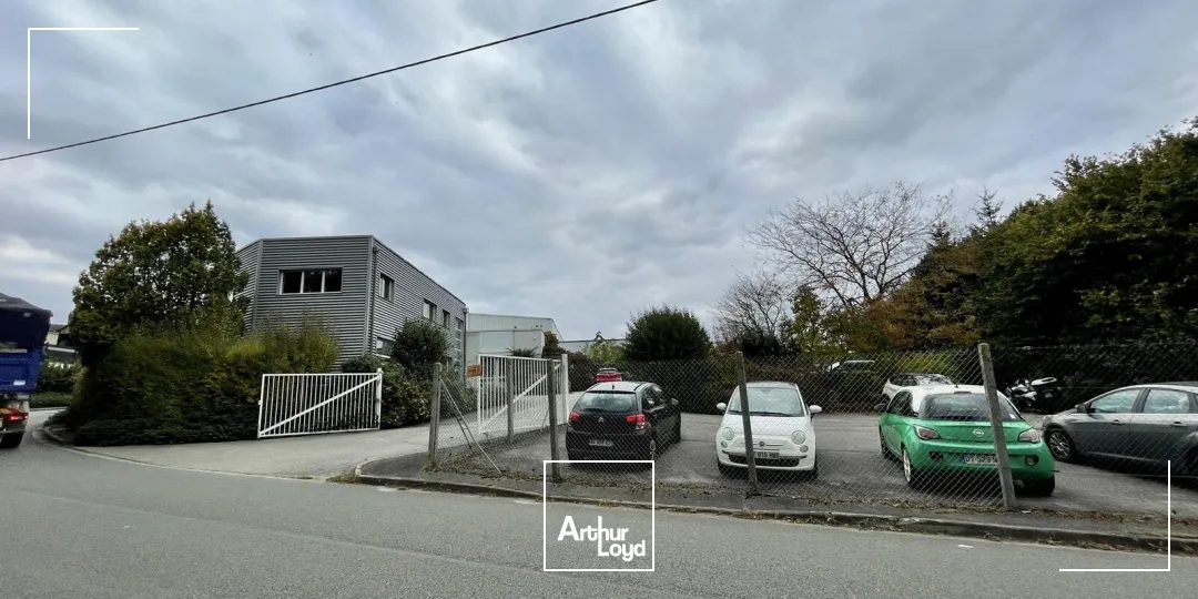 Locaux d'activité à louer à DARNETAL 76160