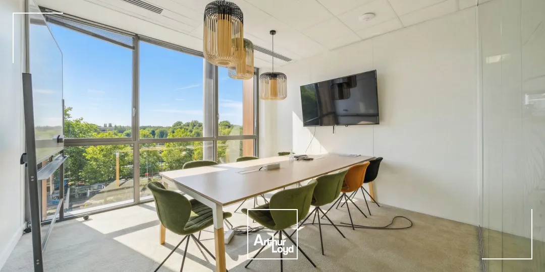 Botany, bureaux traversants et lumineux, sur les Quais de Seine