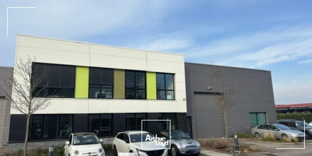 A louer ou à louer - Local d'activités mixte idéalement situé - Vaulx en Velin