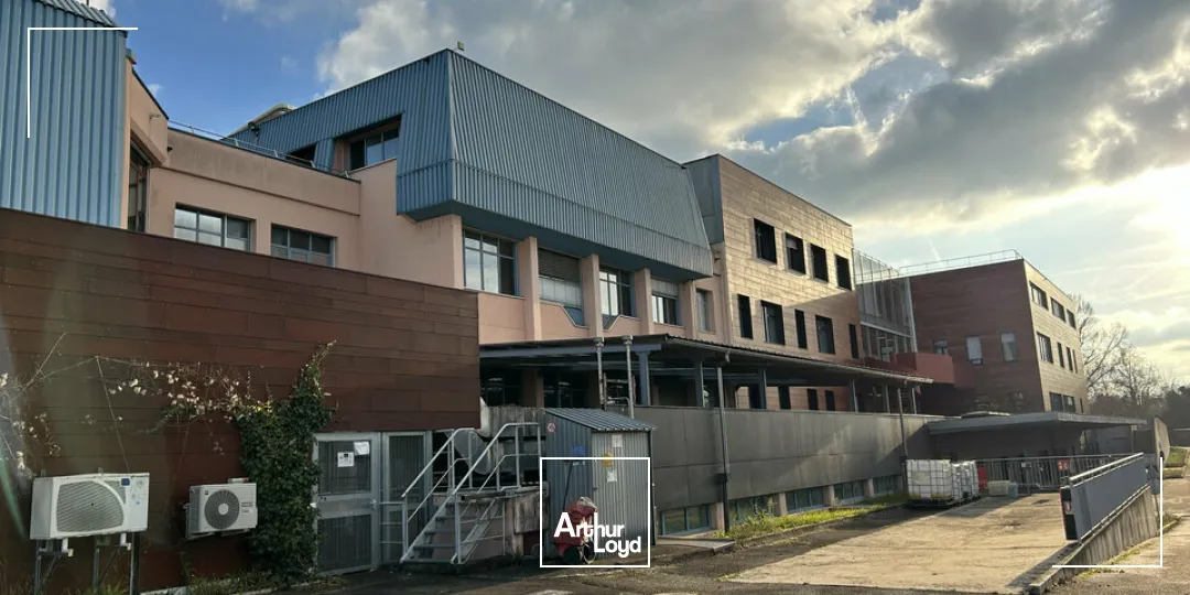 LOCAL D'ACTIVITE - ENTREPOT à VENDRE de 6280 m²