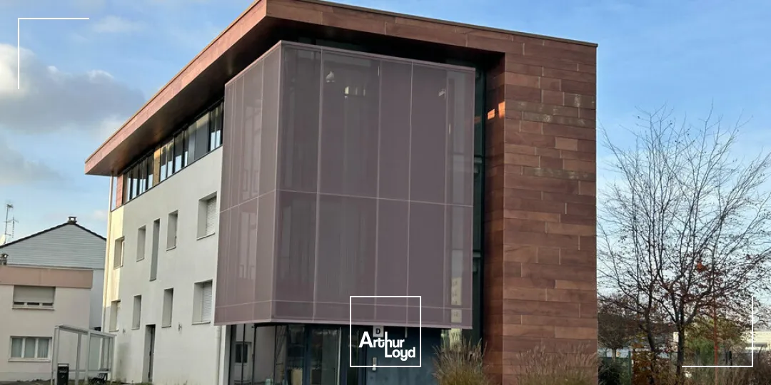 LOCAL D'ACTIVITE - ENTREPOT à VENDRE de 6280 m²