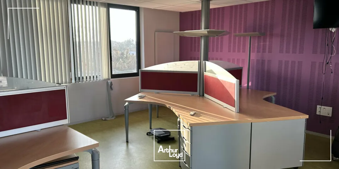 LOCAL D'ACTIVITE - ENTREPOT à VENDRE de 6280 m²