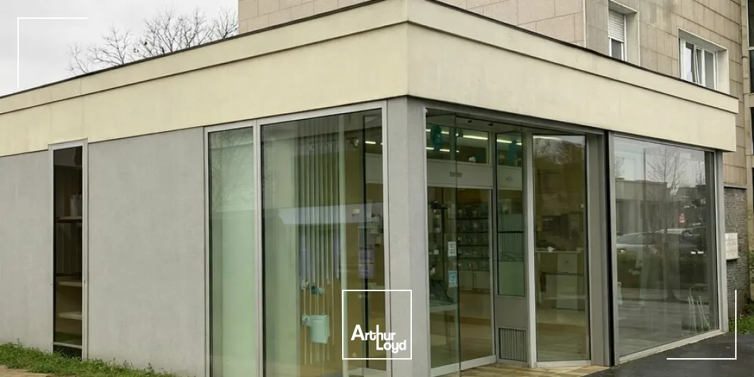 OPPORTUNITÉ RARE  LOCAL COMMERCIAL DE 75 M² AU CLOU BOUCHET