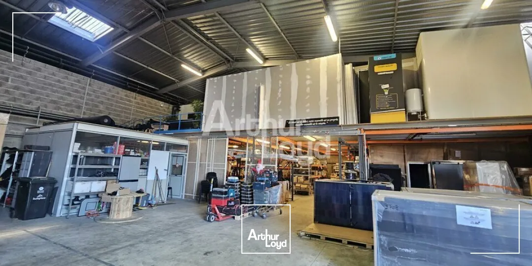 ANGERS OUEST LOCAL D'ACTIVITE DE 802 M² A LOUER AVEC BUREAUX