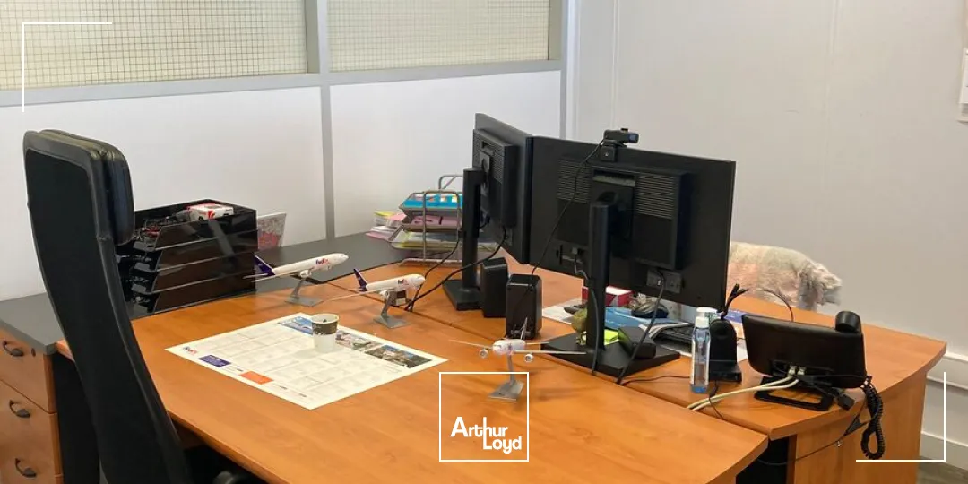 Bureaux - Location - LE PLESSIS BELLEVILLE - 60330 - 8-1846 - 7603464