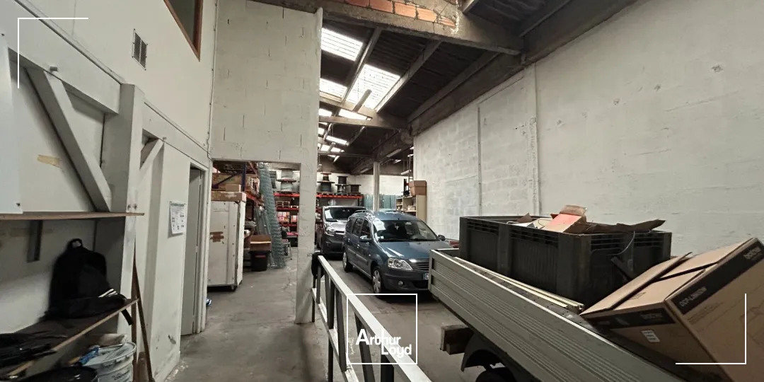 STOCKAGE - 467 M2 - BUREAUX - ST NAZAIRE - CHANTIERS DE L'ATLANTIQUE - A LOUER 