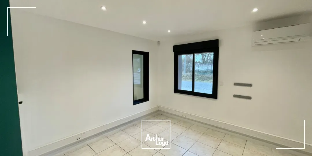 Bureaux à louer à LES AUTHIEUX SUR LE PORT SAINT OUEN 76520