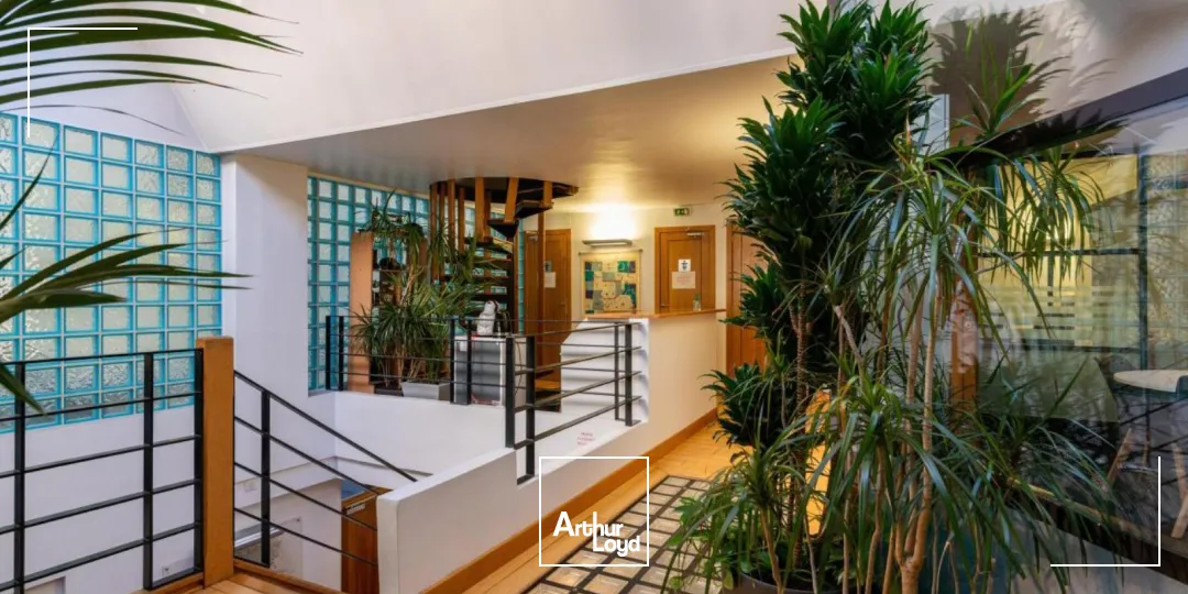 Bureaux de caractère atypiques type Show Room, à Levallois-Perret