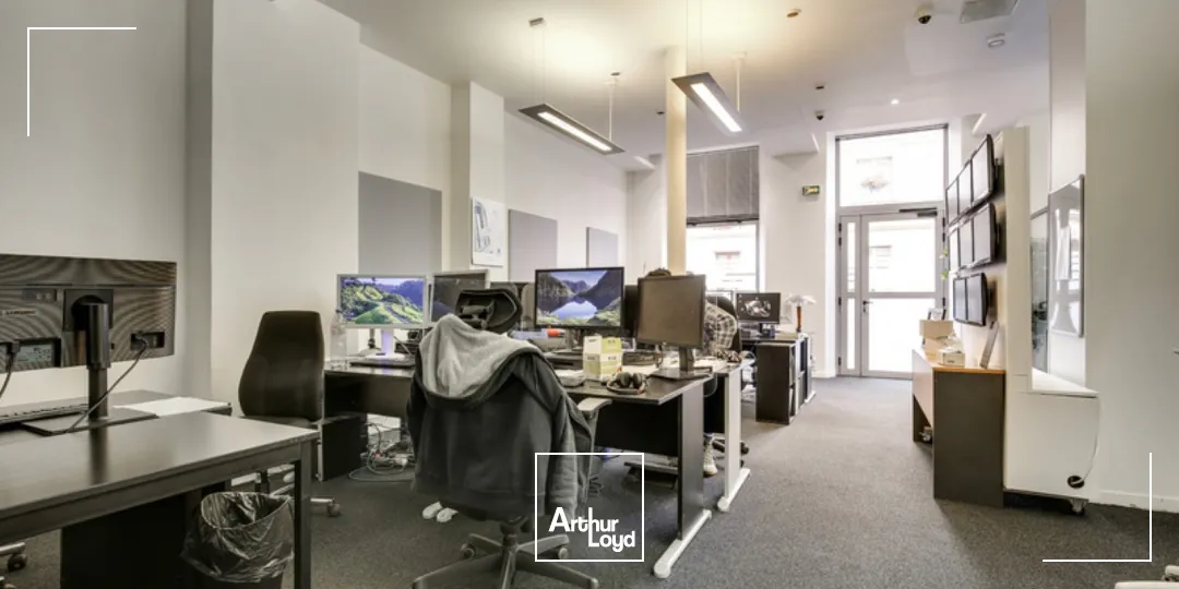 Bureaux de caractère atypiques type Show Room, à Levallois-Perret
