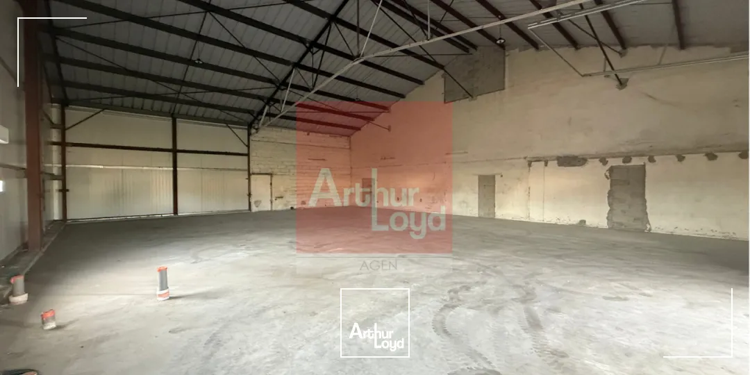 Local d'activité Castelculier 247,67 m2