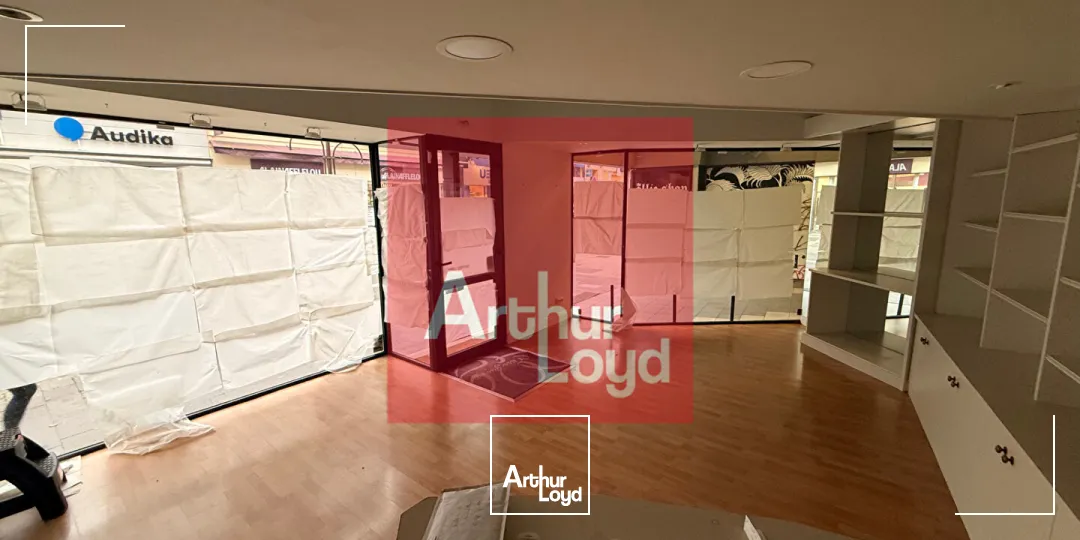 Local commercial agen hyper centre Visibilité optimale et prestations qualitatives