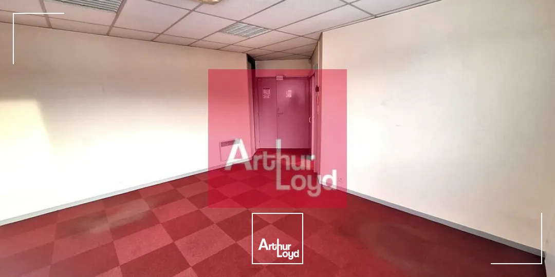 CLERMONT-FERRAND LA PARDIEU A LOUER BUREAUX 75 M²