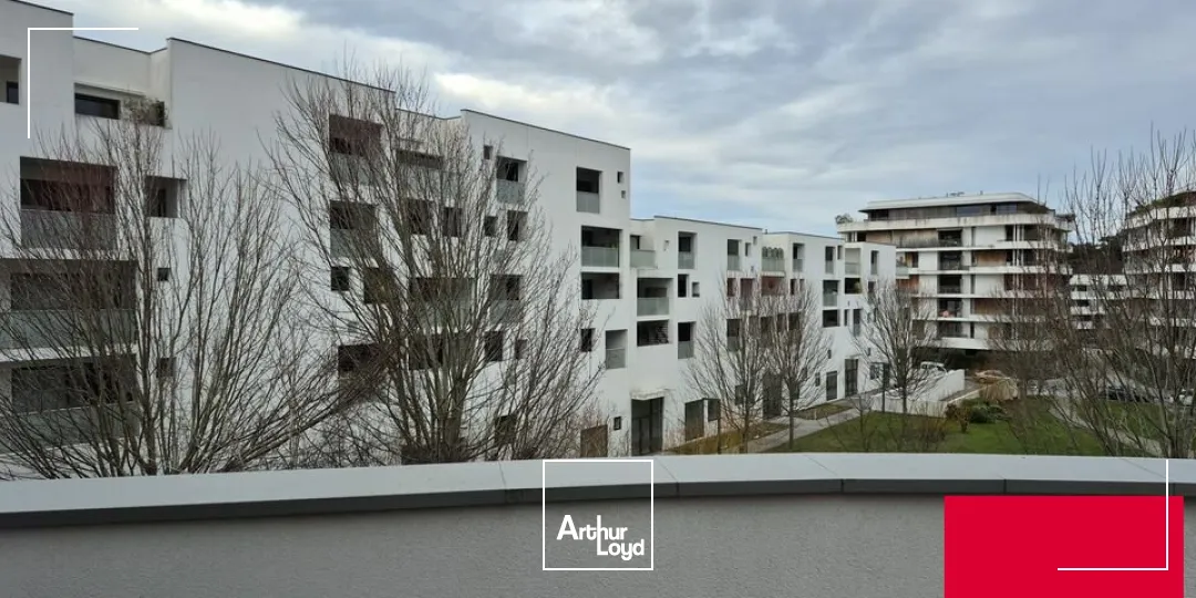 BIARRITZ - Bureaux à louer de 96.4 m2 - emplacement recherché et cadre professionnel de qualité.