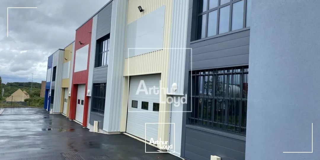 ORMOY LOCAUX ARTISANS A LOUER