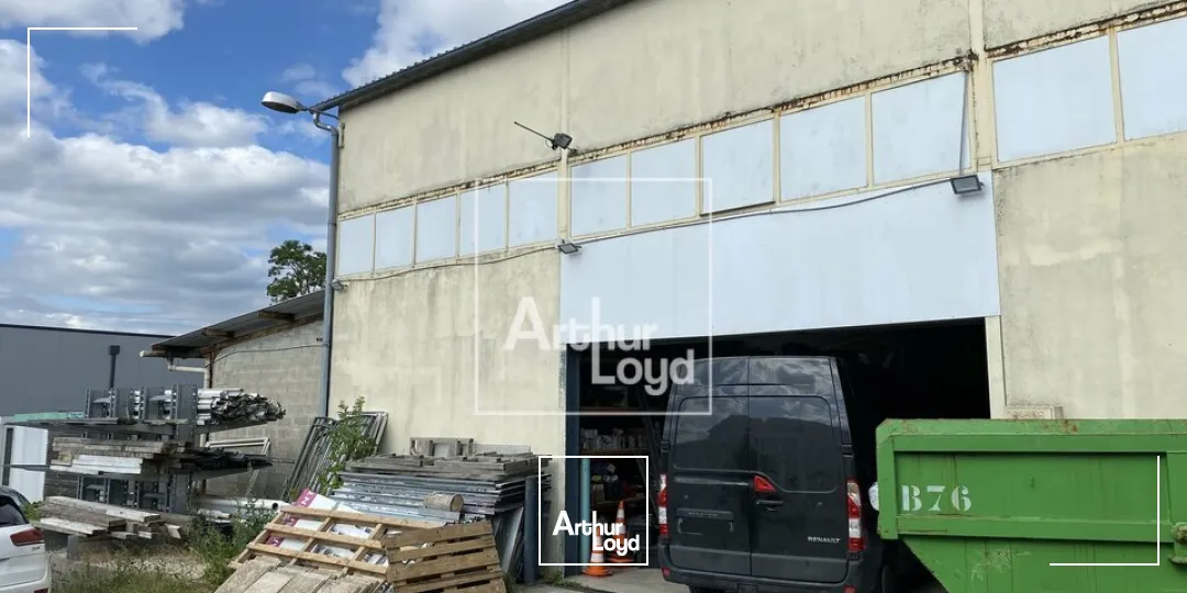 A VENDRE BATIMENT INDEPENDANT ORMOY