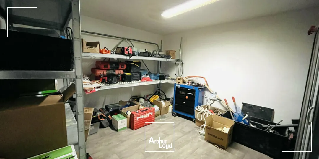 NOUVEAUTÉ - A LOUER LOCAUX D'ACTIVITÉS DE 300m2 ZONE INDUSTRIELLE ET PORTUAIRE DU HAVRE 