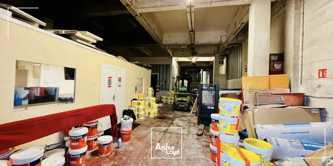 NOUVEAUTÉ - A LOUER LOCAUX D'ACTIVITÉS DE 300m2 ZONE INDUSTRIELLE ET PORTUAIRE DU HAVRE 