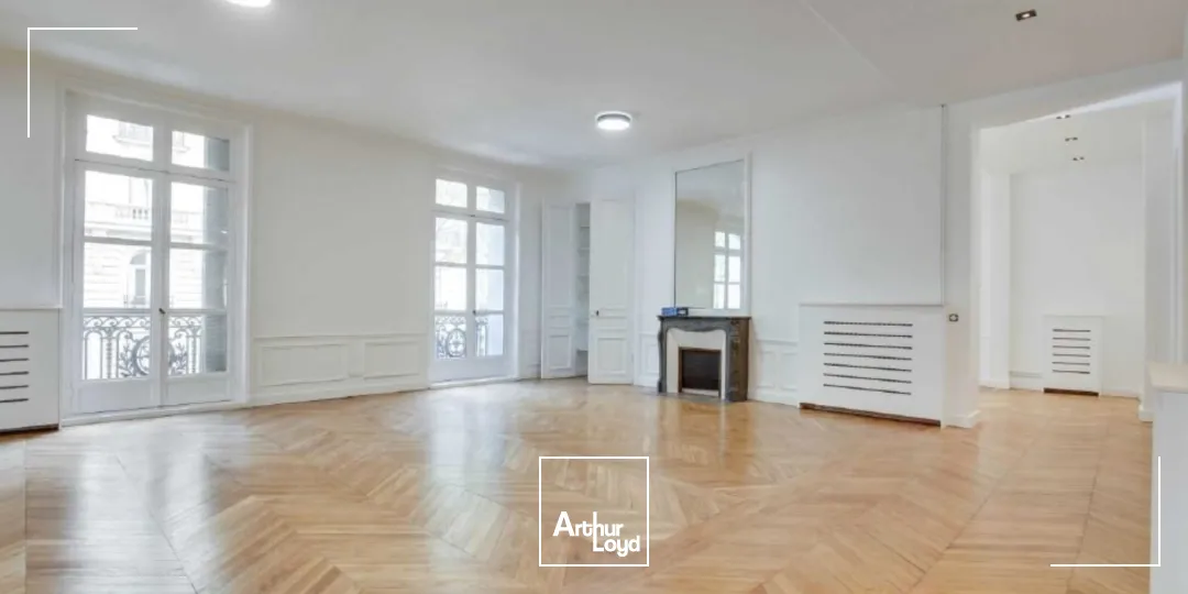 Bureaux à vendre à PARIS 75016