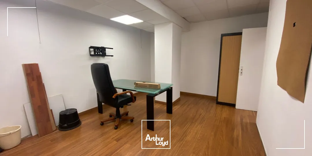 Bureaux - Location - MARSEILLE - 13008 - 122-122 - 7604645