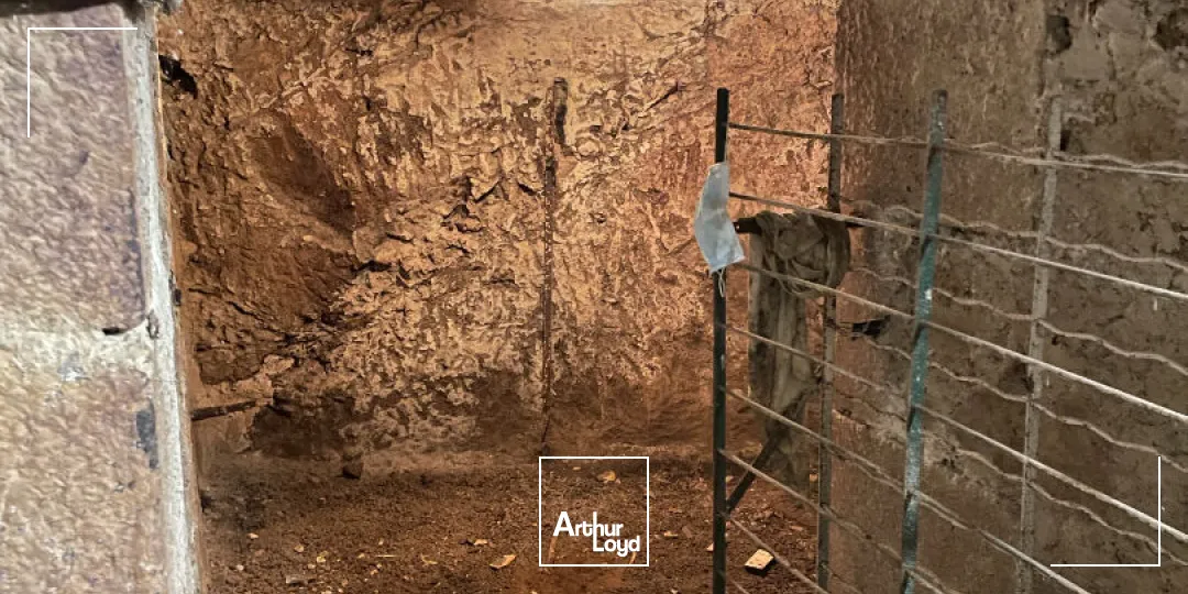 A LOUER - Hyper centre-ville de Limoges - Secteur des Halles - Local restauration