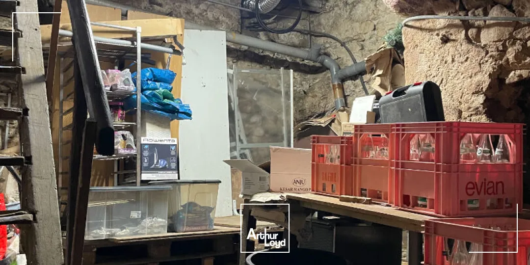 A LOUER - Hyper centre-ville de Limoges - Secteur des Halles - Local restauration