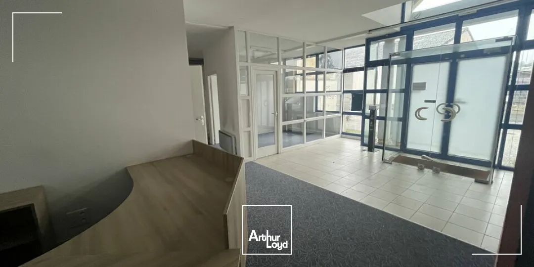 BUREAUX 252M² A L'ACHAT AVEC VISIBILITÉ COMMERCIALE DANS VOTRE SECTEUR