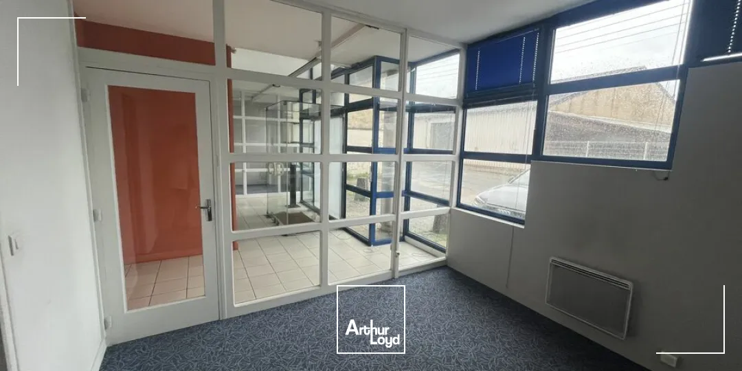 BUREAUX 252M² A L'ACHAT AVEC VISIBILITÉ COMMERCIALE DANS VOTRE SECTEUR