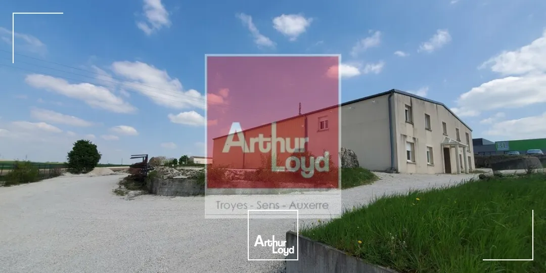 Batiment activité 850 m² (350 m² bureaux)