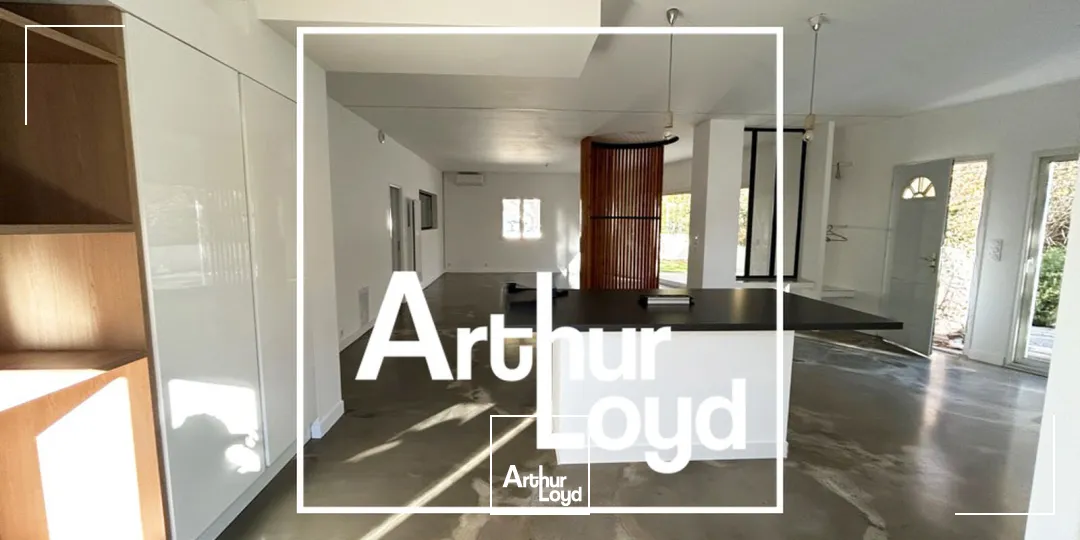 LOCAL PROFESSIONNEL 100 M² A LOUER MONTFERRIER SUR LEZ