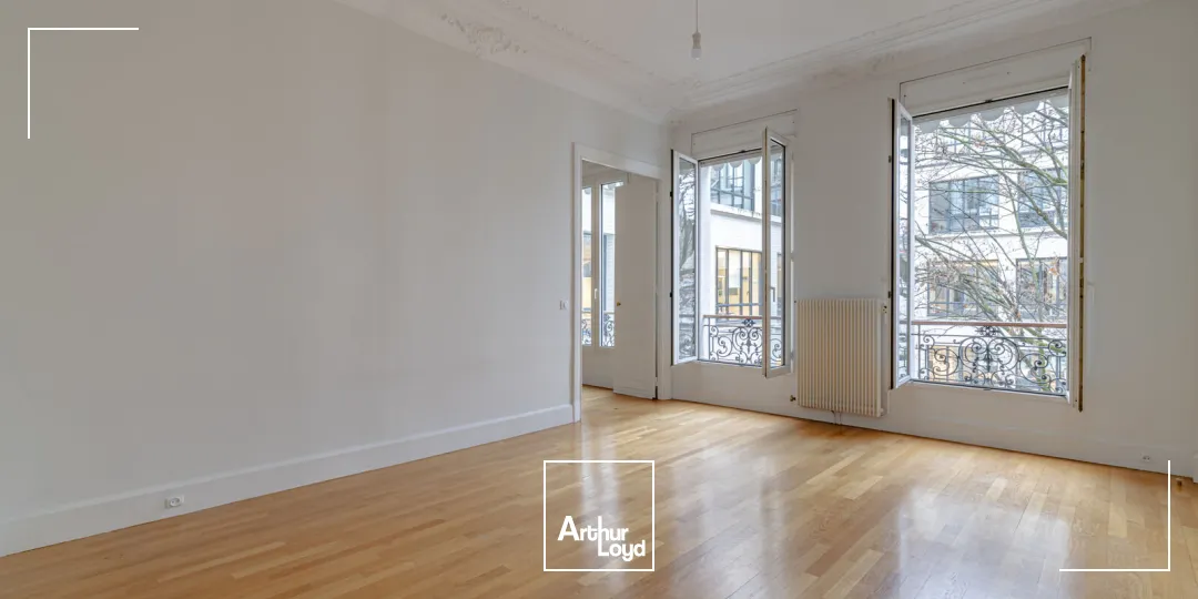 Bureaux à louer à PARIS 75008