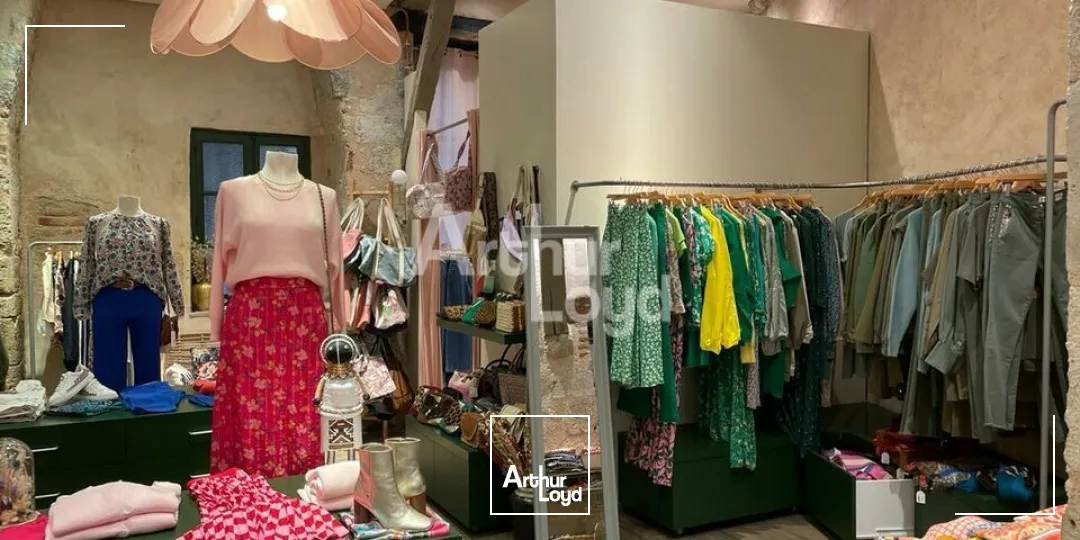 BLOIS HYPERCENTRE - LOCATION LOCAL COMMERCIAL DE 185 M² - TOP N°1