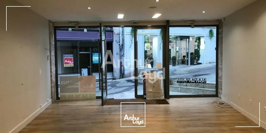 BLOIS CENTRE - LOCATION LOCAL COMMERCIAL DE 49 M² - RUE PIÉTONNE