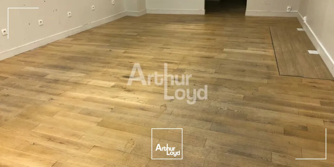 BLOIS CENTRE - LOCATION LOCAL COMMERCIAL DE 49 M² - RUE PIÉTONNE