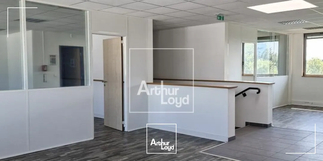 TIGERY petite cellule d'activité et bureaux à la vente