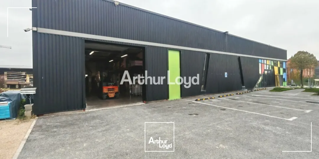 A louer - local d'activité de 400m2 situé ZAC DU MONT MICHAUD à Saint Memmie