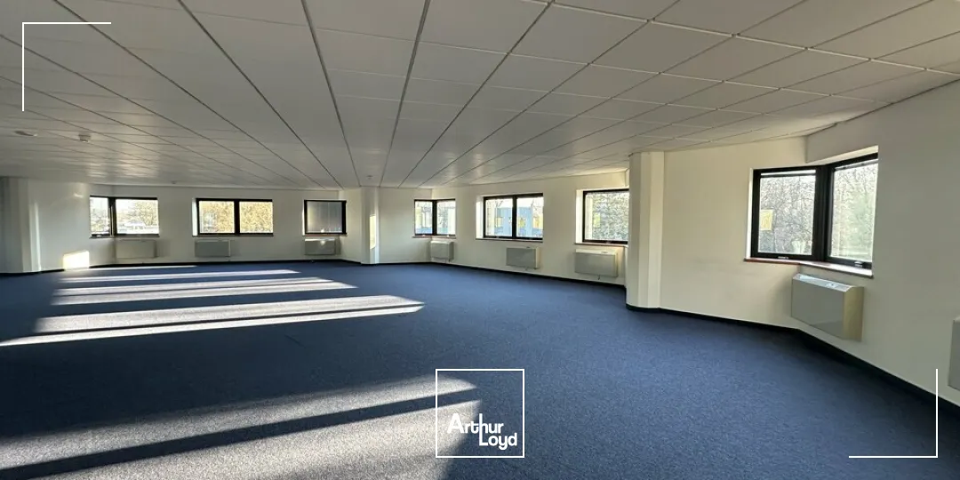 BUREAUX à LOUER de 3125 m²