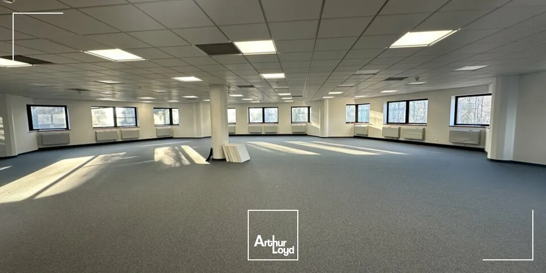 BUREAUX à LOUER de 3125 m²