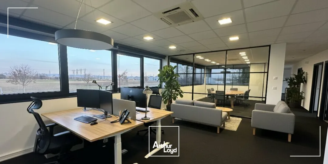 BUREAUX à LOUER de 220 m²