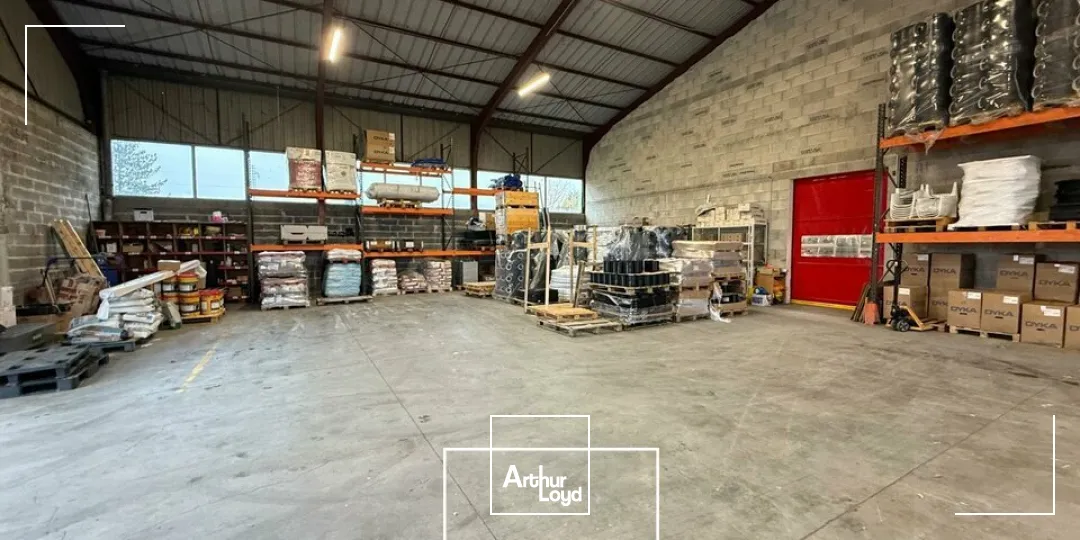 LOCAL D'ACTIVITE - ENTREPOT vente à BRIVE-LA-GAILLARDE 19100