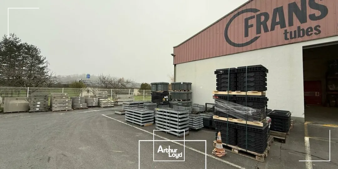 LOCAL D'ACTIVITE - ENTREPOT vente à BRIVE-LA-GAILLARDE 19100