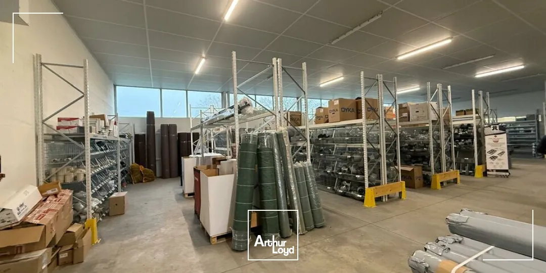 LOCAL D'ACTIVITE - ENTREPOT vente à BRIVE-LA-GAILLARDE 19100