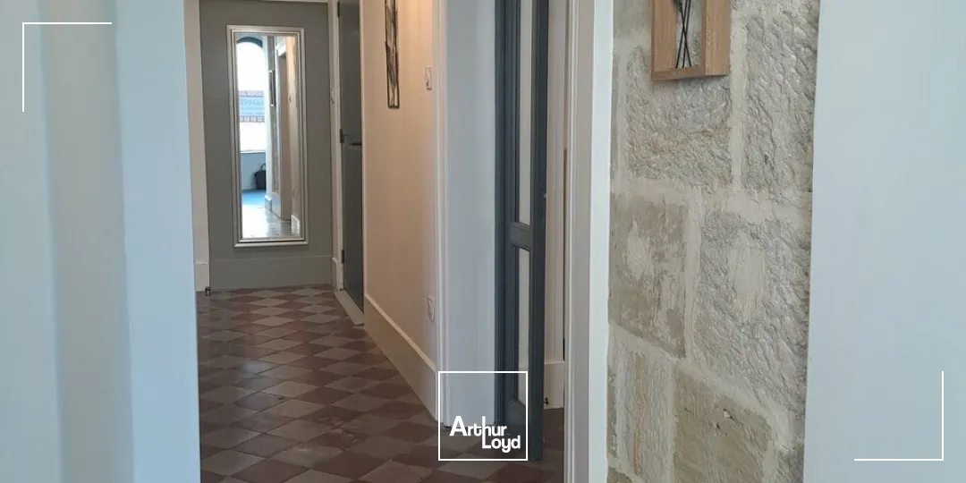Bureaux 59 m² à louer  Centre-ville Brive-la-Gaillarde, axe passant