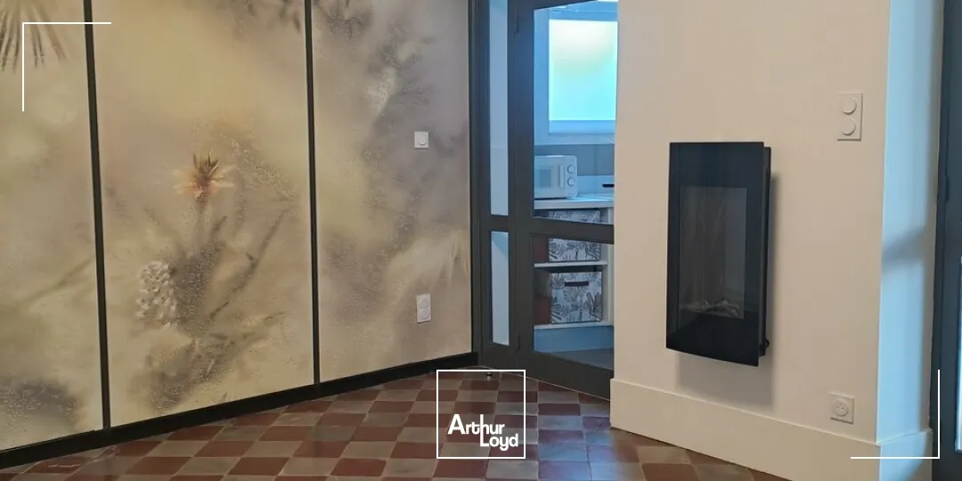 Bureaux 59 m² à louer  Centre-ville Brive-la-Gaillarde, axe passant