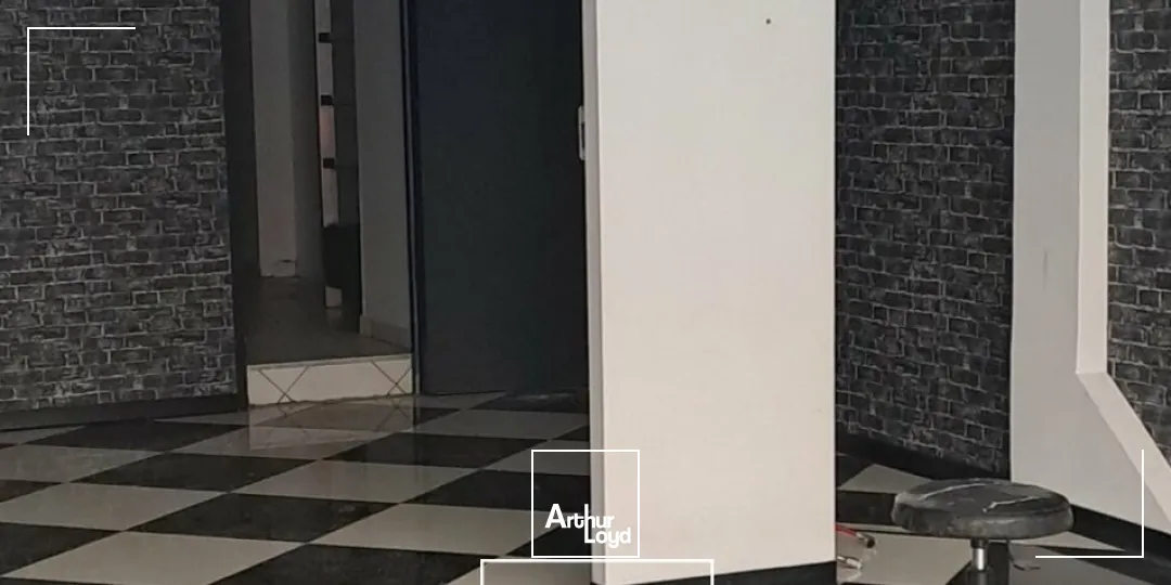 LOCAL COMMERCIAL location et vente à TULLE 19000